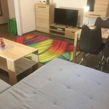 Apartman Kronera 5 * Martin